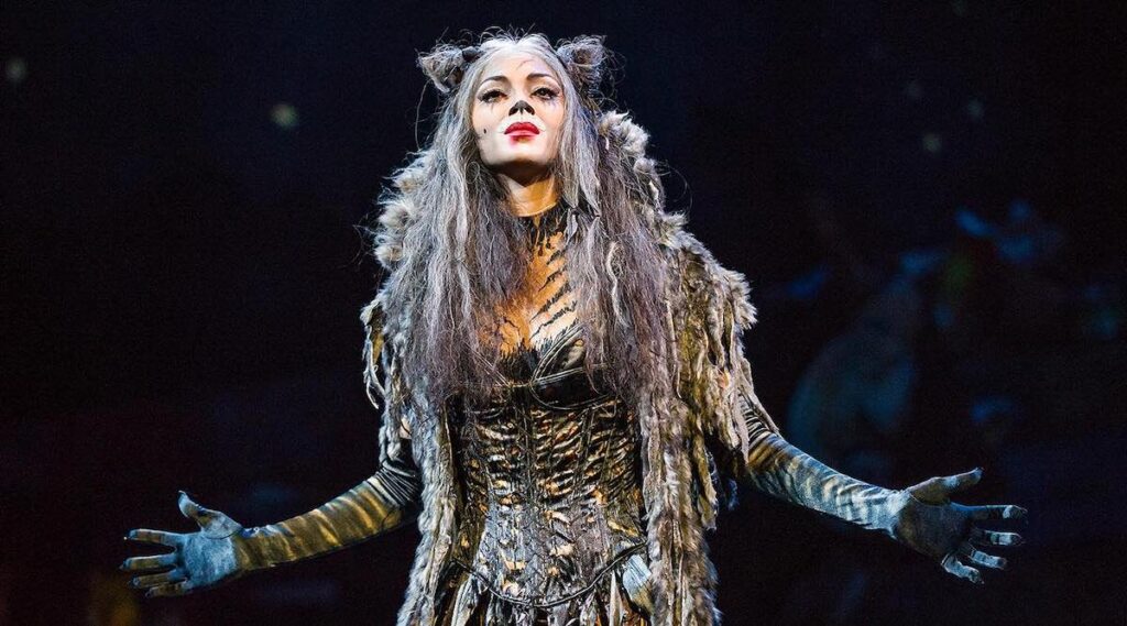 Featured image for “QUIZ: Which Jellicle Cat Are You?”
